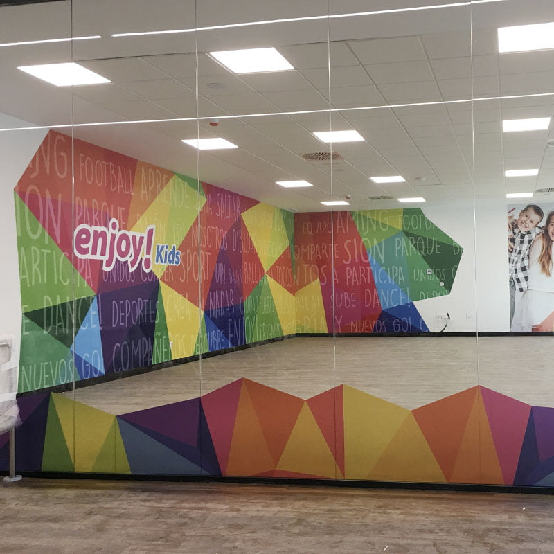 decora-tu-mundo-vinilo-para-cristales-vinilo-tranparente3