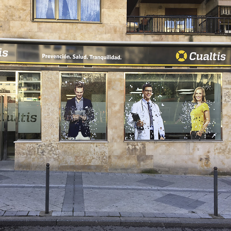 decora-tu-mundo-vinilo-para-cristales-vinilo-tranparente5