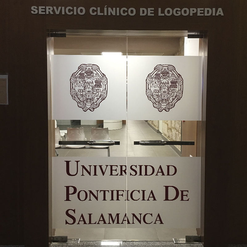 decora-tu-mundo-vinilosyadhesivos-vinilodecorte-efectoarenado-foto2