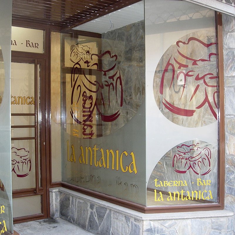 decora-tu-mundo-vinilosyadhesivos-vinilodecorte-efectoarenado-foto5