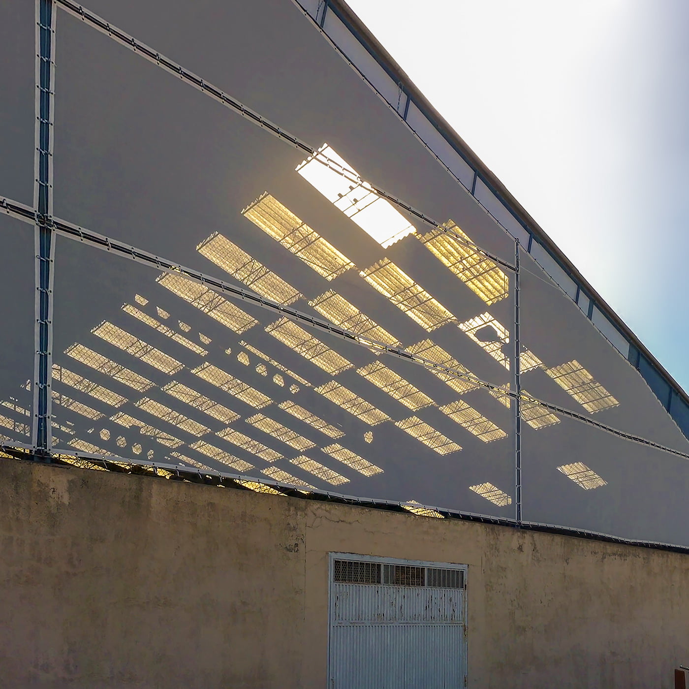 decora-tu-mundo-lonas-lona-microperforada-foto3