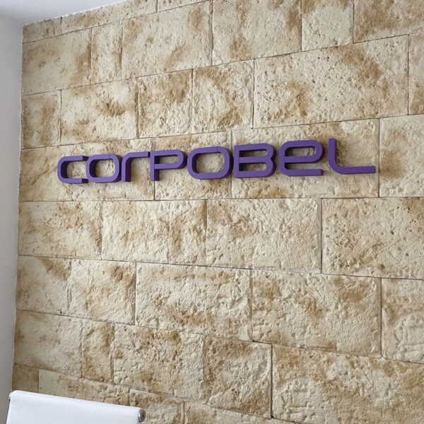 decora-tu-mundo-letras-corporeas-corcho-compacto-foto2